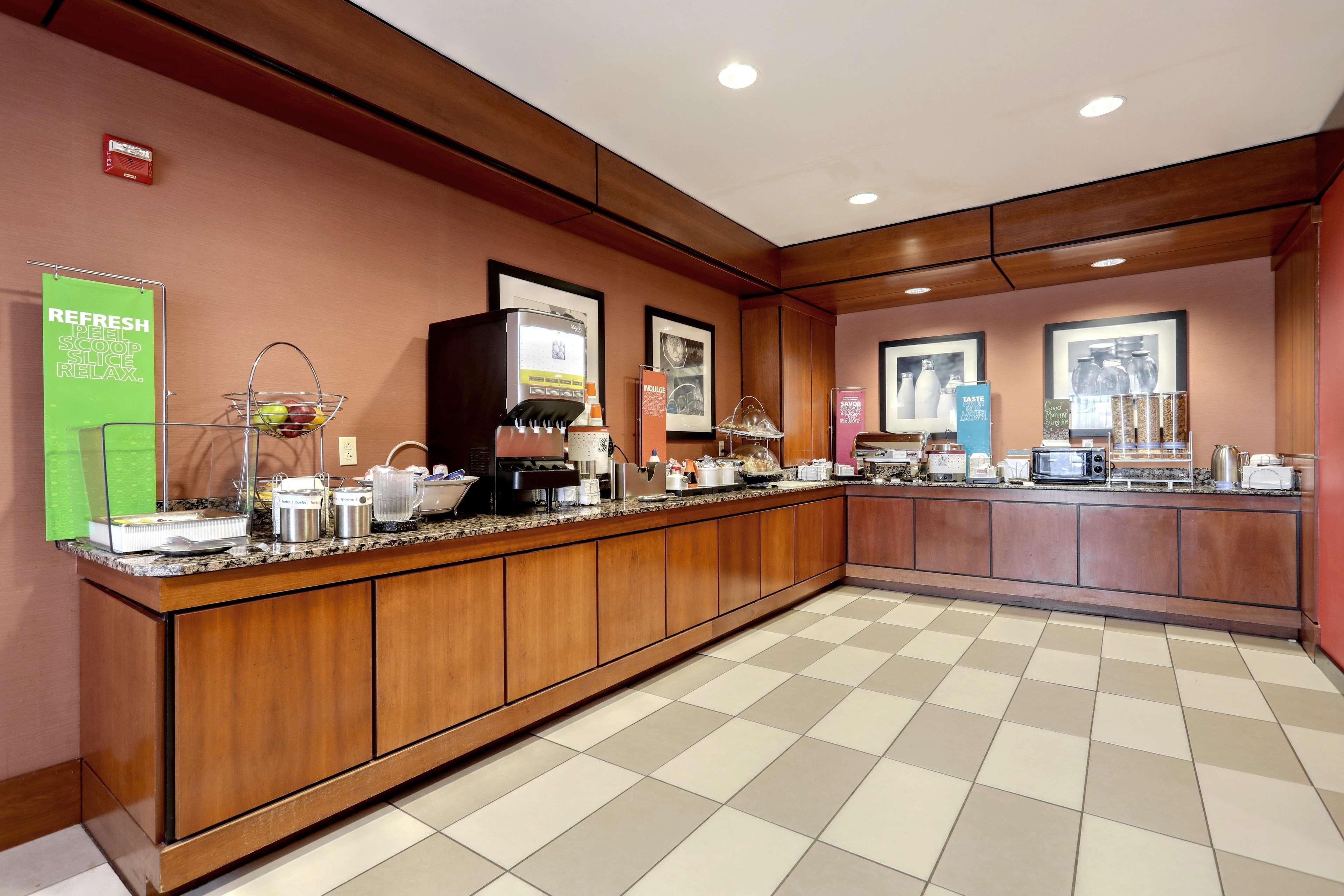 Hampton Inn Batavia Zewnętrze zdjęcie