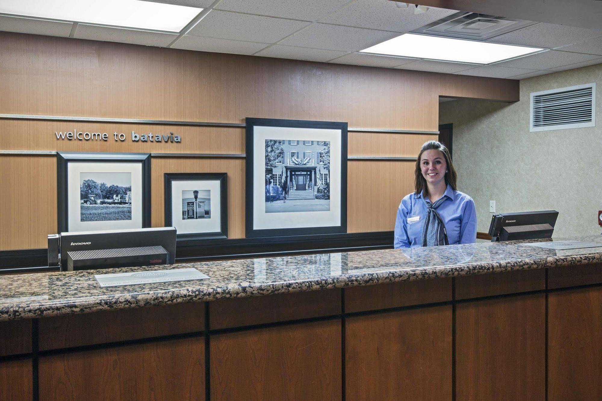 Hampton Inn Batavia Zewnętrze zdjęcie