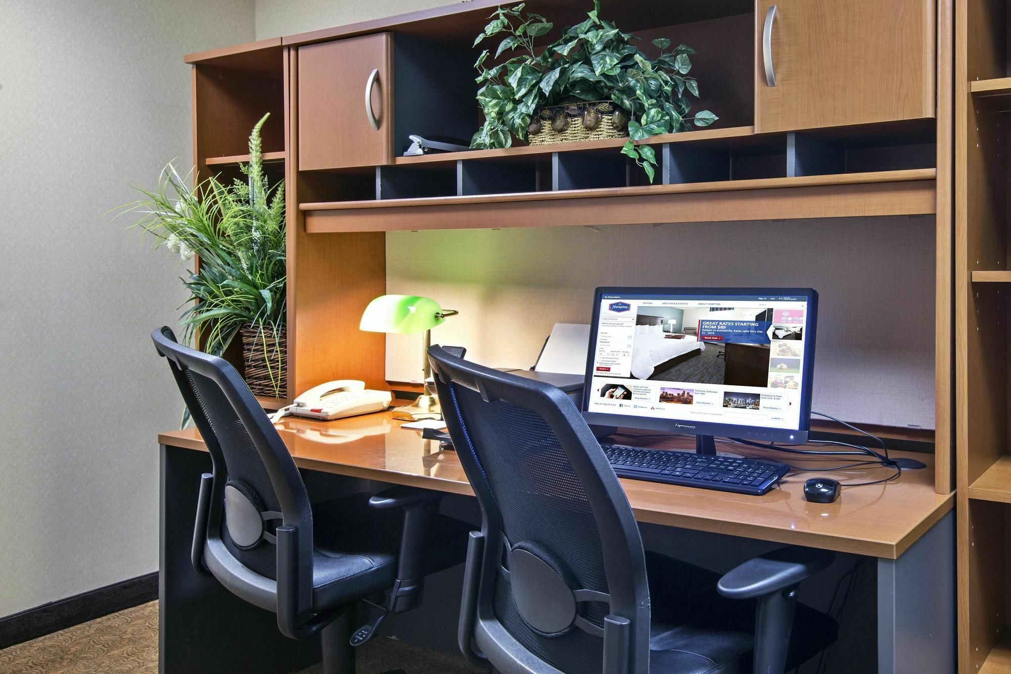 Hampton Inn Batavia Zewnętrze zdjęcie